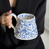 Purpdrank  1pc 20.29oz Hand-Painted Blue and White Floral Ceramic Mug, Round Insulated Coffee Cup, Reusable for Daily Use, Perfect for Christmas, Halloween, Easter, Hanukkah, Thanksgiving Gifts