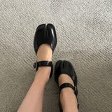 Purpdrank - 2023 New Design Women Flat Shoes Elegant Female Split Horse Toe Lady Sandals Tabi Female Moccasins Footwear Pig Toe Shoe B111